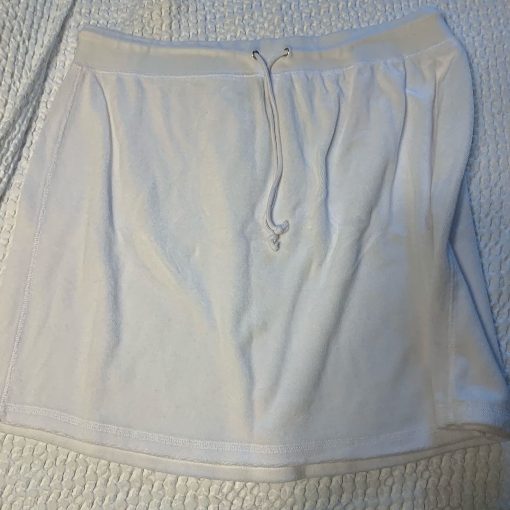 MODA International White Skirt / Size XL